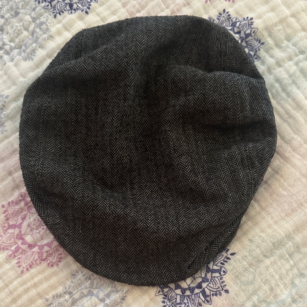 Gymboree Gray Herringbone Cap Size 3-4